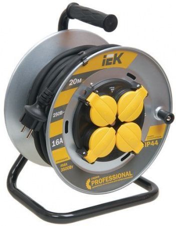 Катушка УК20 4 места IP44 с заземлением с термозащитой КГ 3х1,5мм2 на металлическом барабане "Professional" 20м IEK